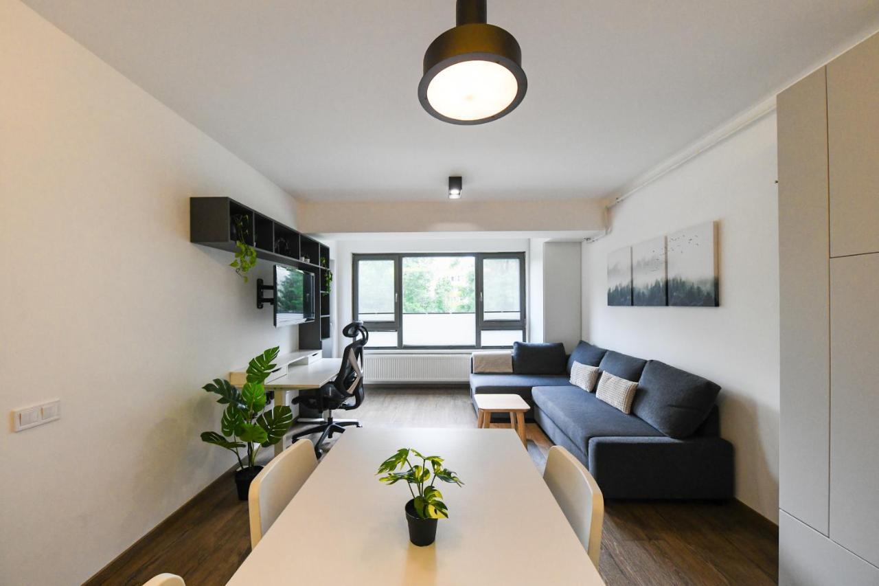 Modern Apartment In A Quiet Area Cluj-Napoca Eksteriør bilde