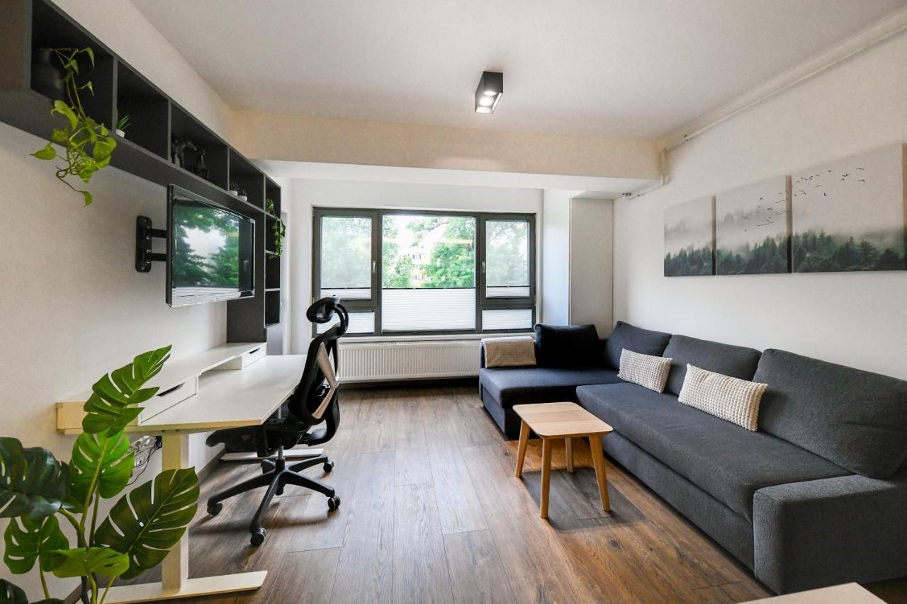 Modern Apartment In A Quiet Area Cluj-Napoca Eksteriør bilde